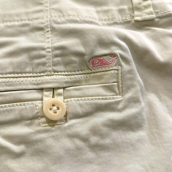 ▶️Vineyard Vines◀️ Shorts In Size 2. - Picture 10 of 15
